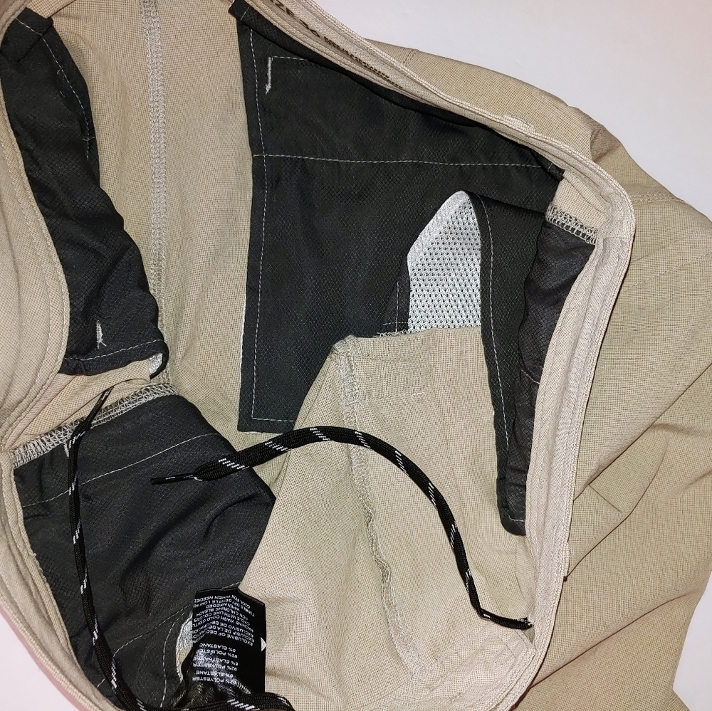 Hang Ten Tan Shorts 36 - Picture 4 of 4